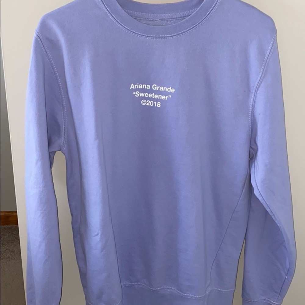 ❗️RARE ❗️Ariana Grande Sweetener Merch !!